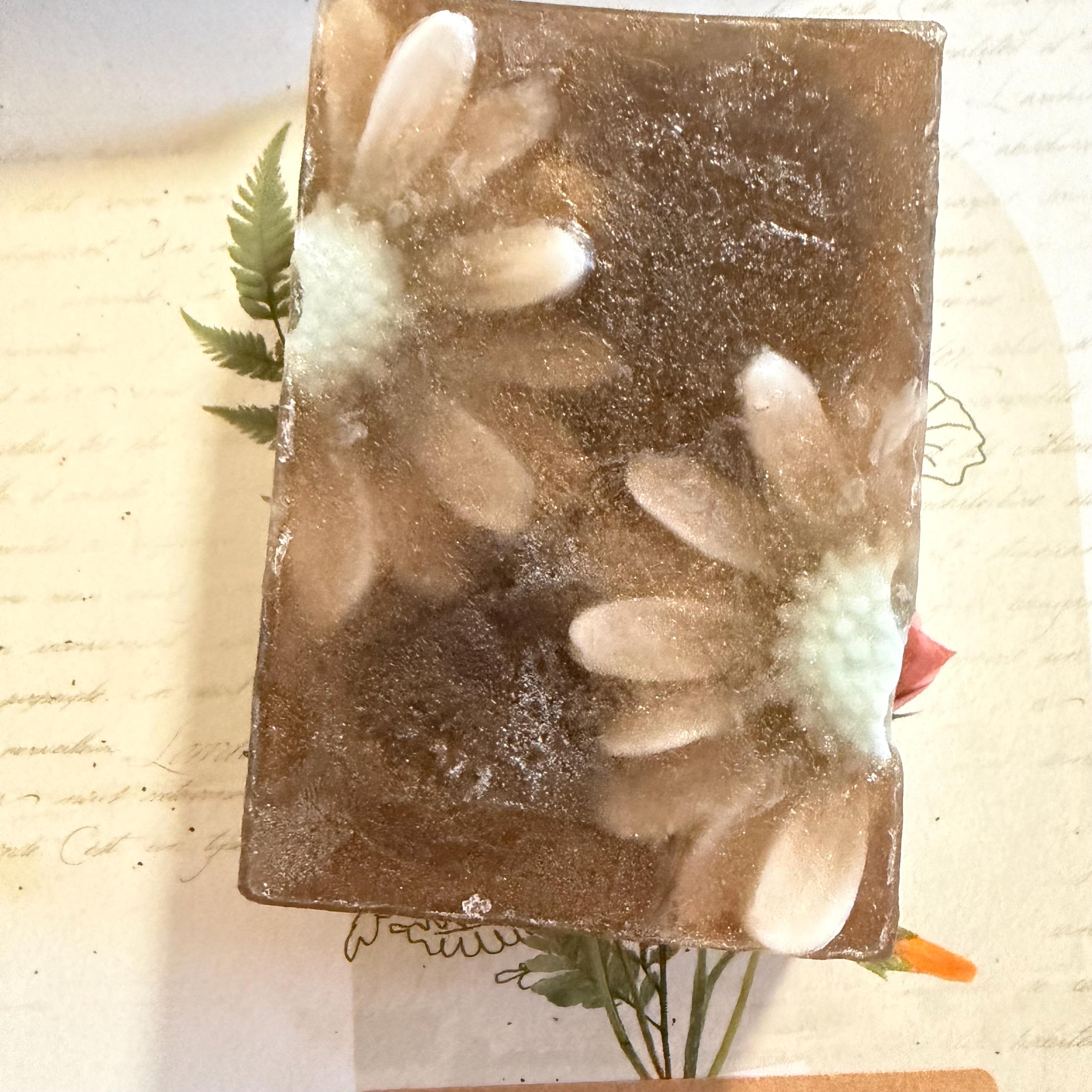 Triple butter Daisies soap __etsy:8051344690